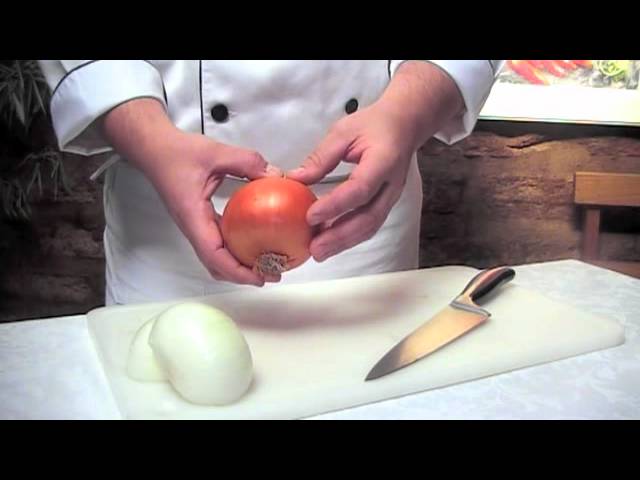 Como cortar cebola em brunoise
